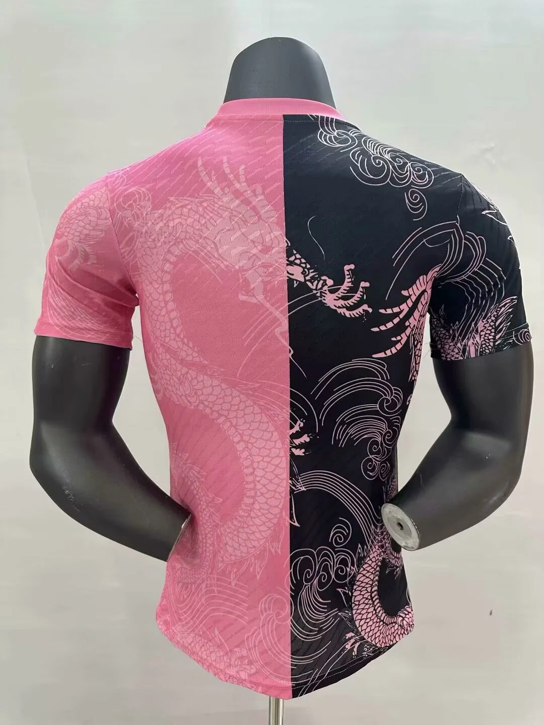 2025/2026 Player Version Real Madrid Dragon Pattern Pink And Black Football Jersey 1:1