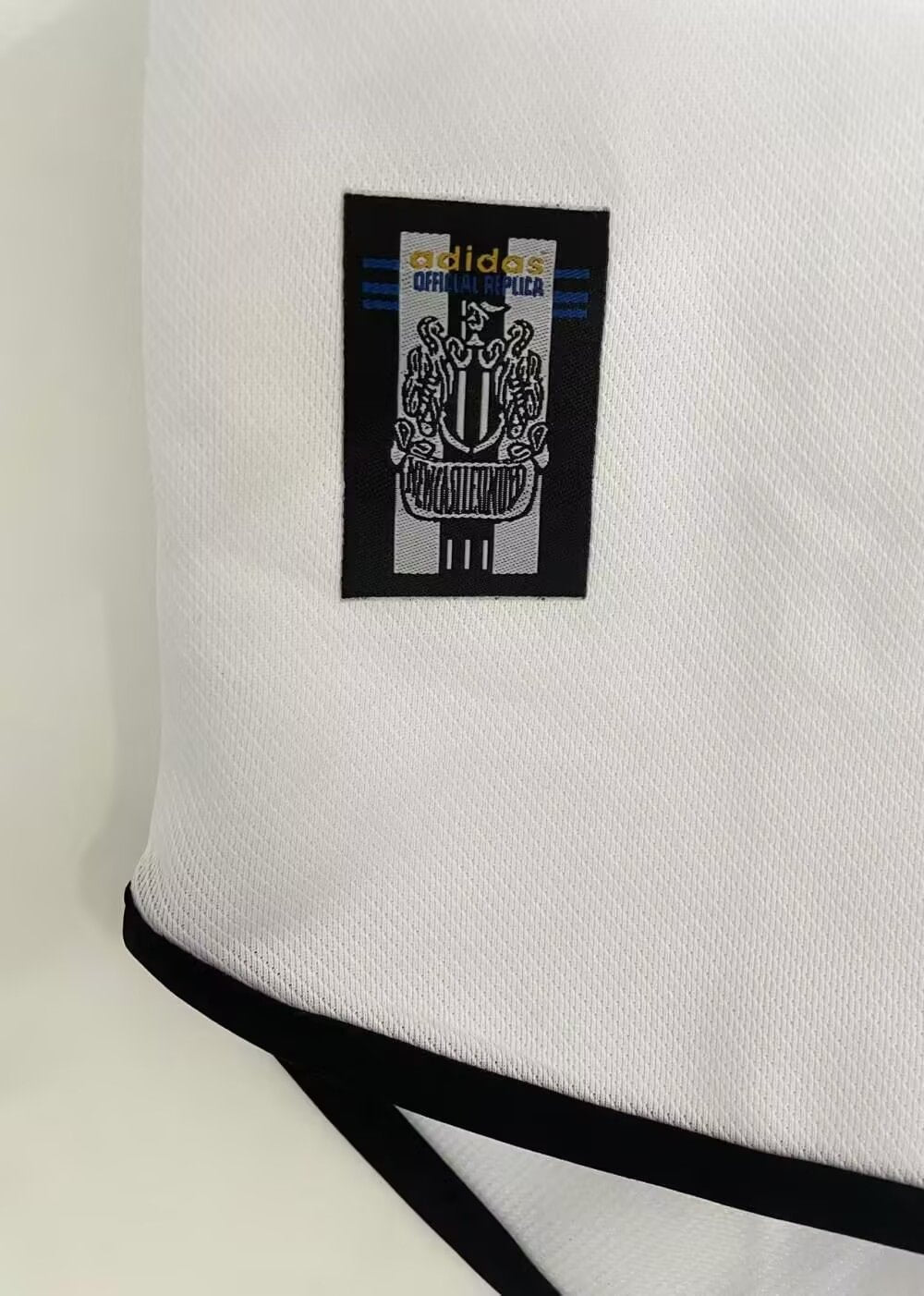 1999-2000 Retro Newcastle United Away Soccer Jersey 1:1