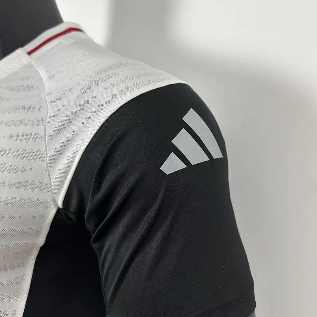 2025/2026 Player Version Manchester United Training clothes White and Black Football Shirt 1:1