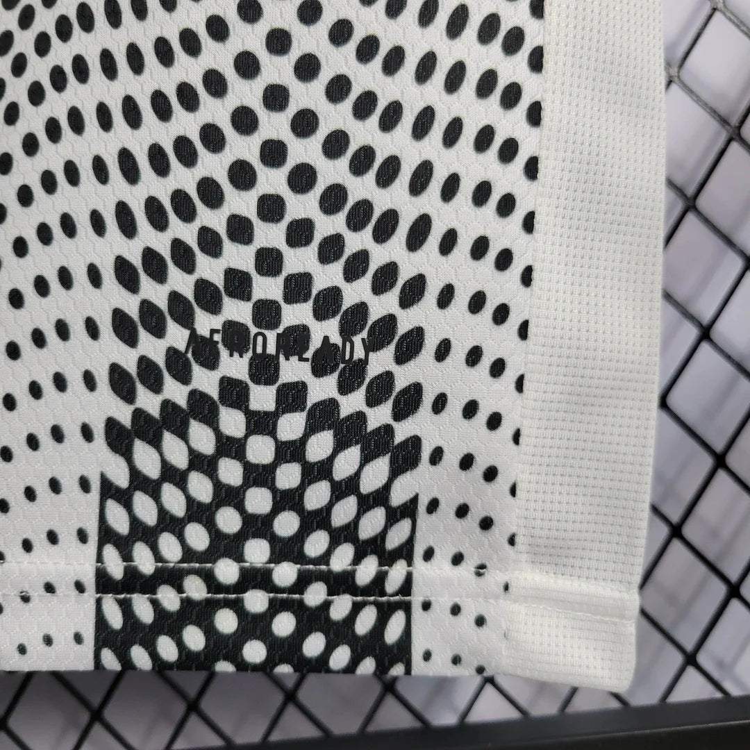 2019/2020 Retro Juventus Joint Edition Black and White Stripes Soccer Jersey 1:1