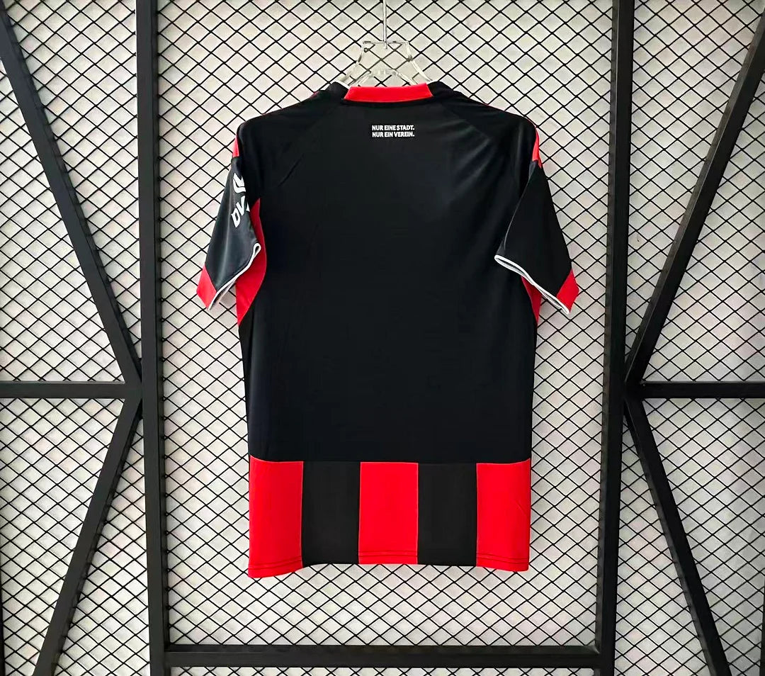 2025/2026 Frankfurt Home Football Jersey 1:1