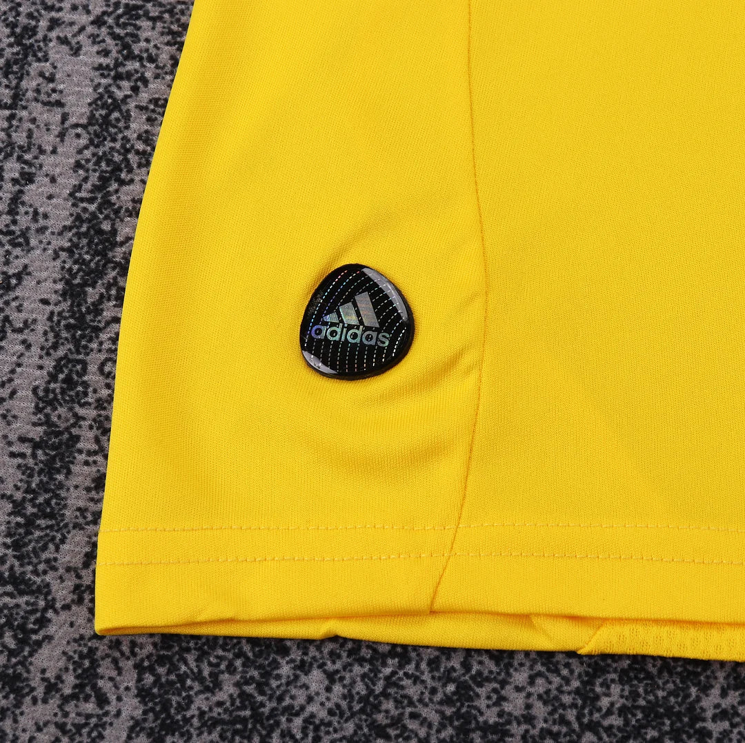 2011-2012 Retro Real Madrid Goalkeeper Football Shirt 1:1 Kids Size