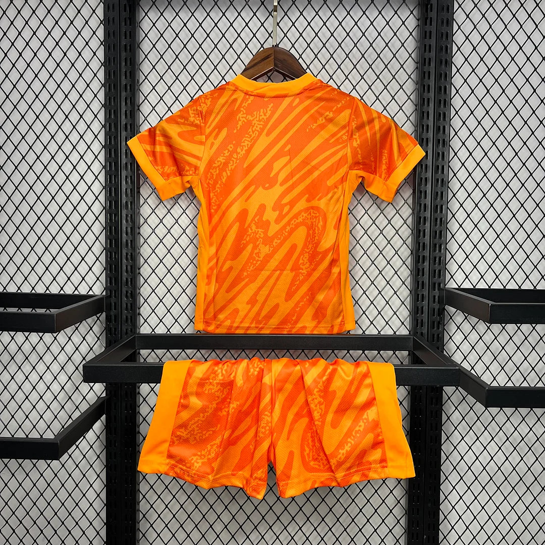 2024-2025 England Goalkeeper uniform Kids Size