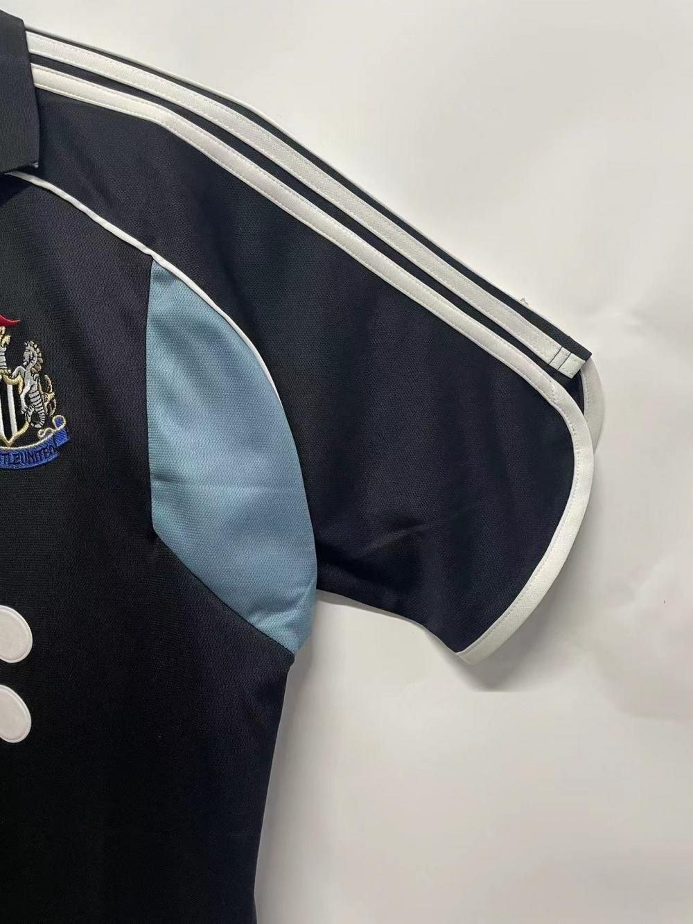 2000-2001 Retro Newcastle United Away Soccer Jersey 1:1