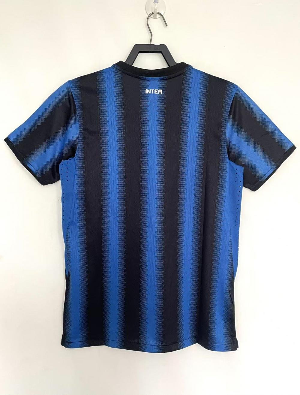 2010/2011 Retro Internazionale Milan Home Football Jersey 1:1