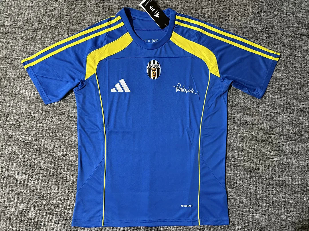 2025/2026 Juventus Co-branded Edition Football Jersey 1:1