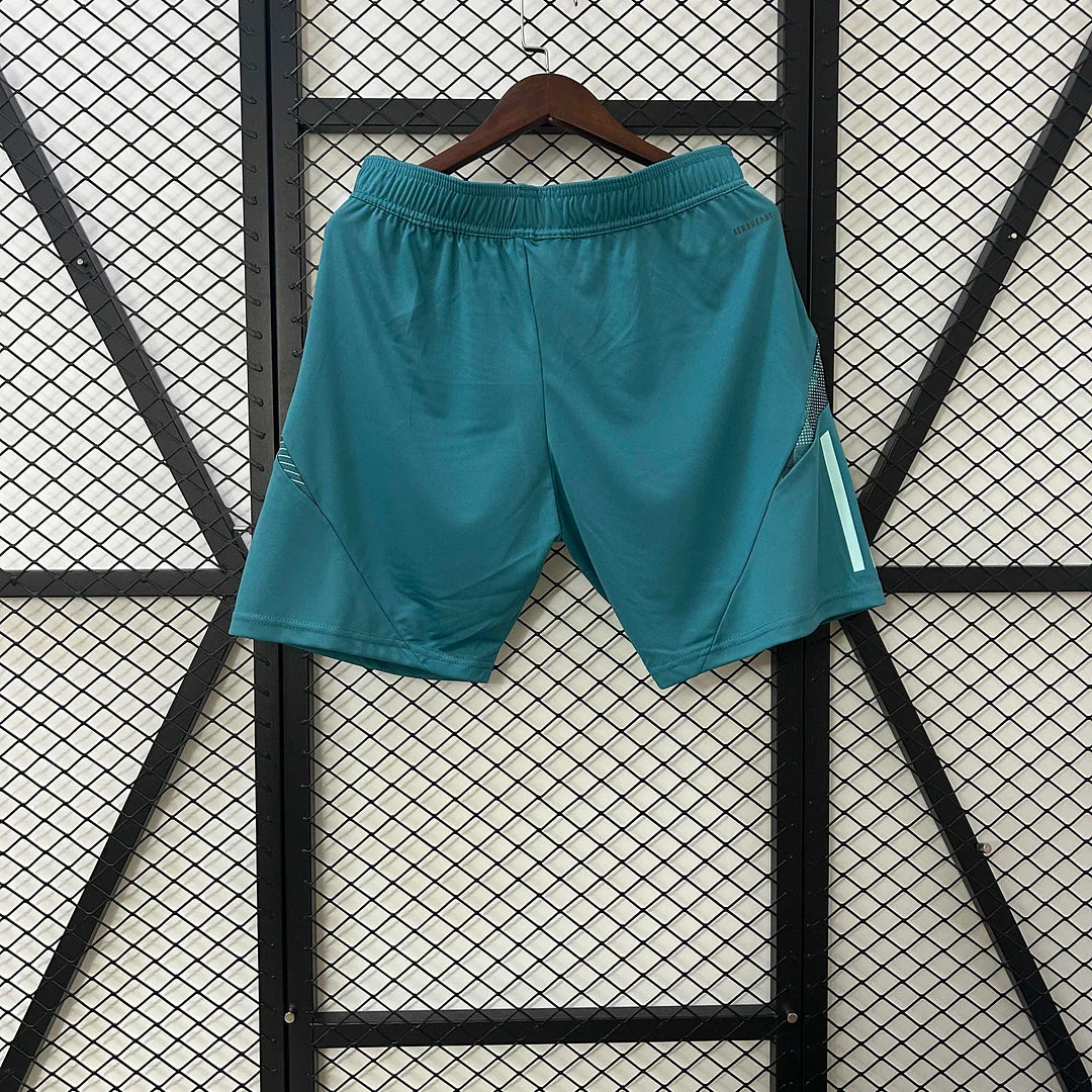 2025/2026 Wolverhampton Wanderers Away Shorts 1:1