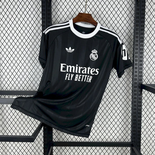 2025/2026 Real Madrid Goalie Football Jersey 1:1