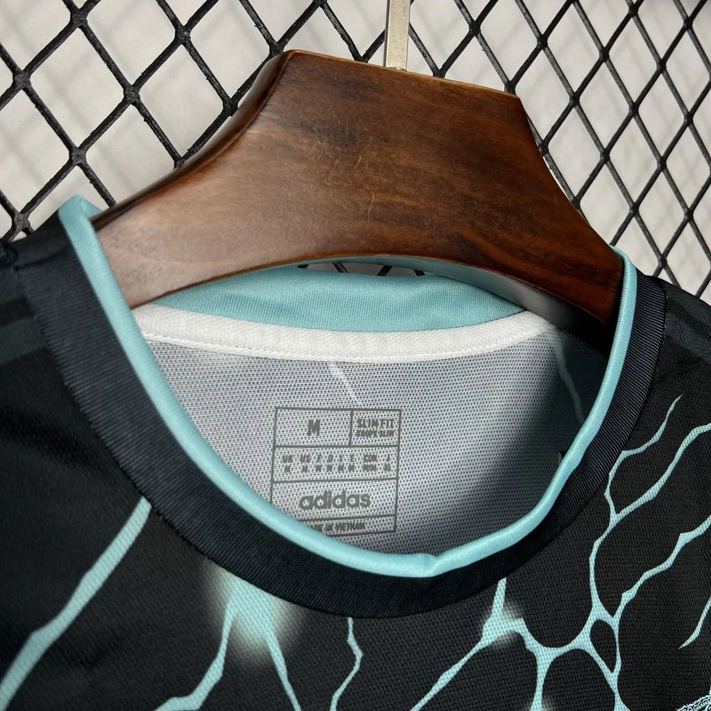 2024/2025 Real Madrid Special Edition Black And Green Jersey 1:1