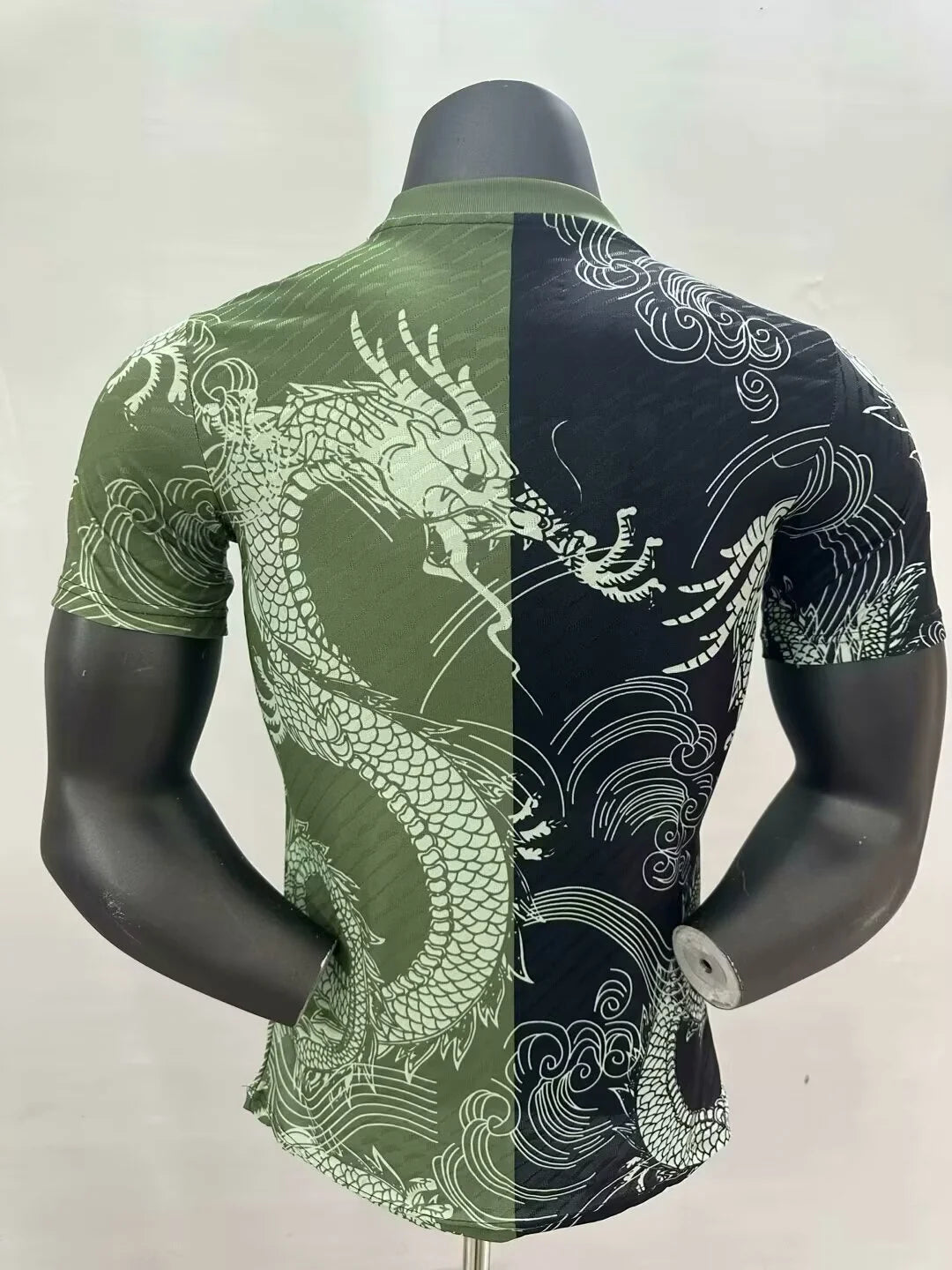 2025/2026 Player Version Real Madrid Dragon Pattern Army Green And Black Football Jersey 1:1