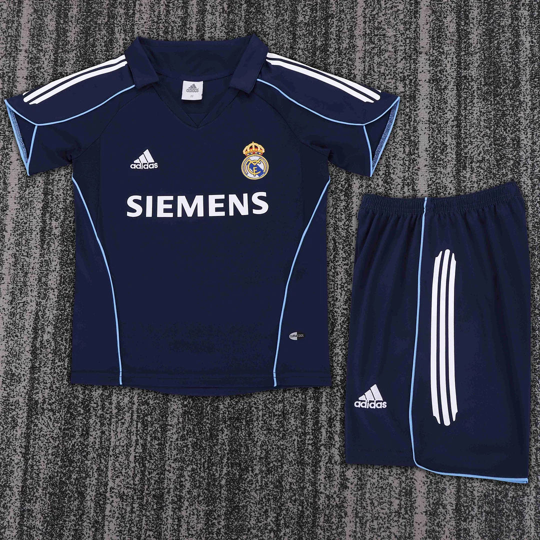 2005-2006 Retro Real Madrid Away Football Shirt 1:1 Kids Size