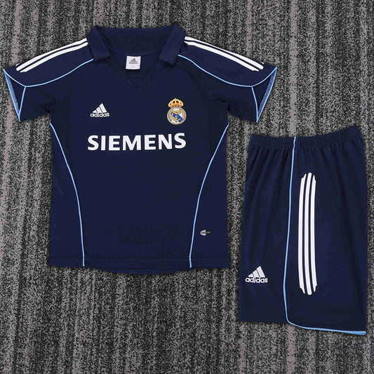 2005-2006 Retro Real Madrid Away Football Shirt 1:1 Kids Size