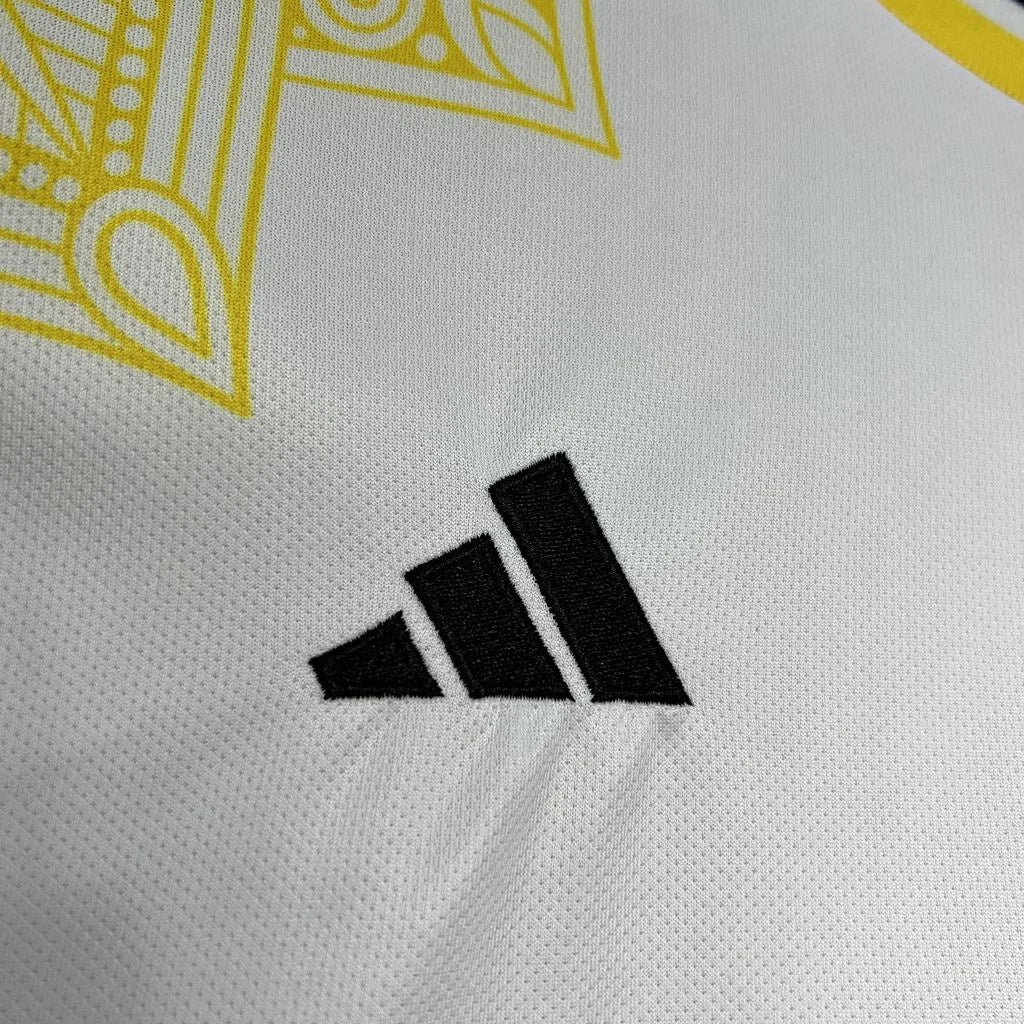 2024/2025 Real Madrid White and Black Mamba Special Edition Jersey 1:1