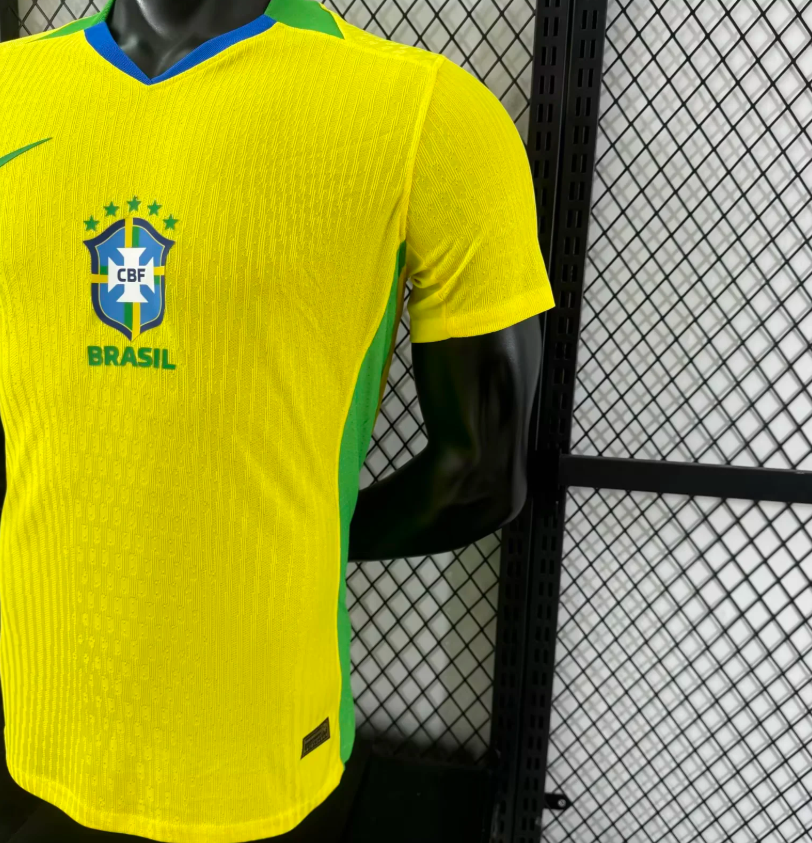 2025/2026 Player Version Brazil Home Football Jersey 1:1