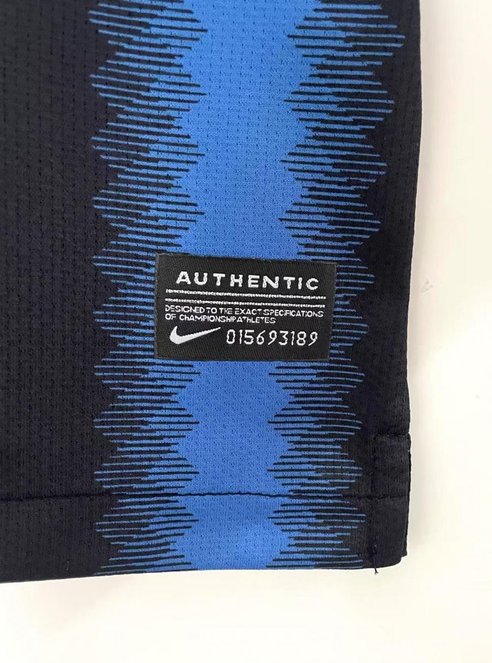 2010/2011 Retro Internazionale Milan Home Football Jersey 1:1