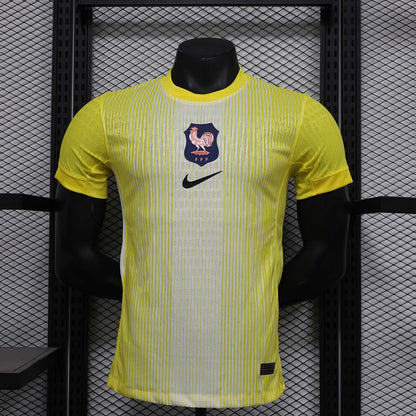 2025-2026 Player Version France Goalkeeper Soccer Jersey 1:1