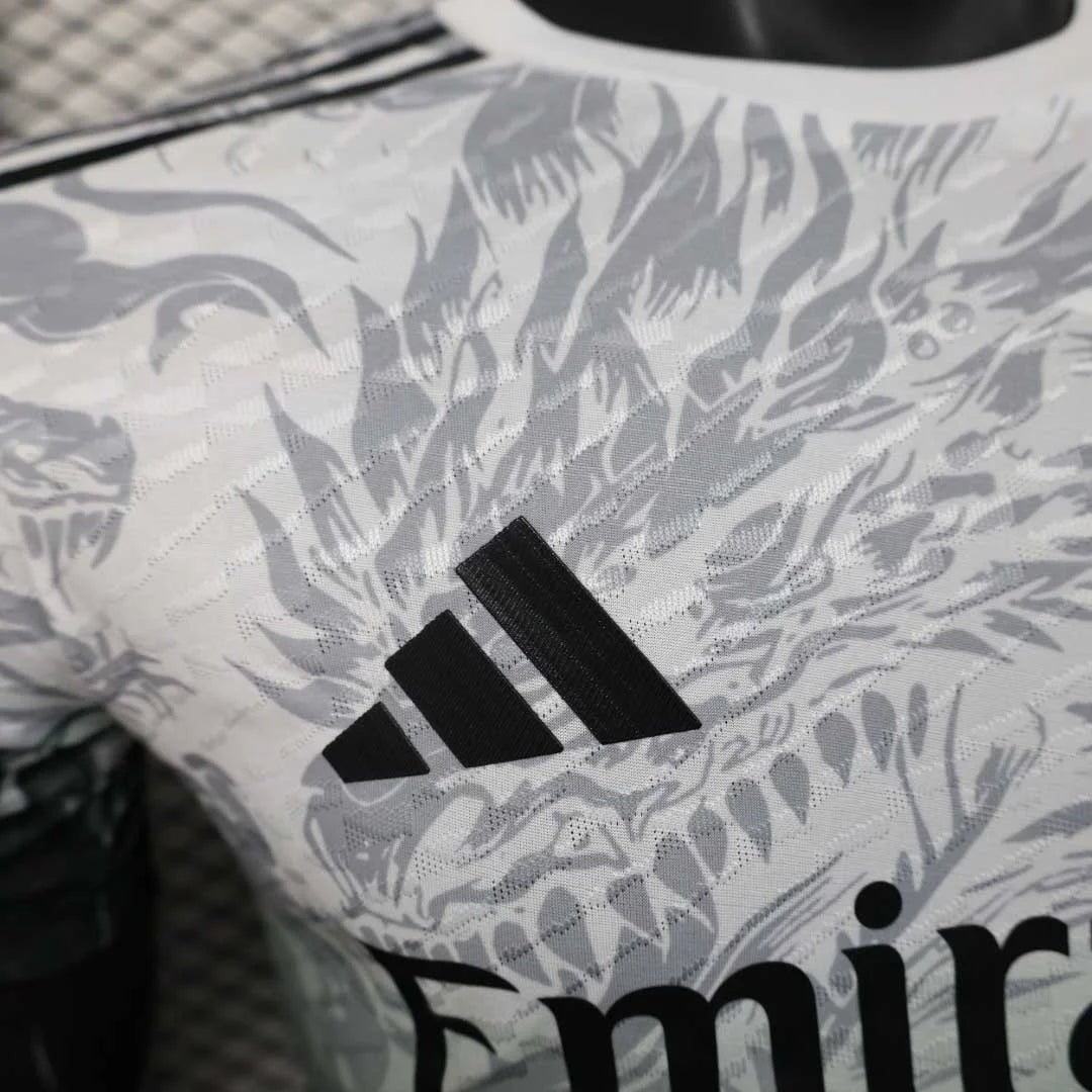 2025/2026 Player Version Real Madrid Charizard Football Jersey 1:1