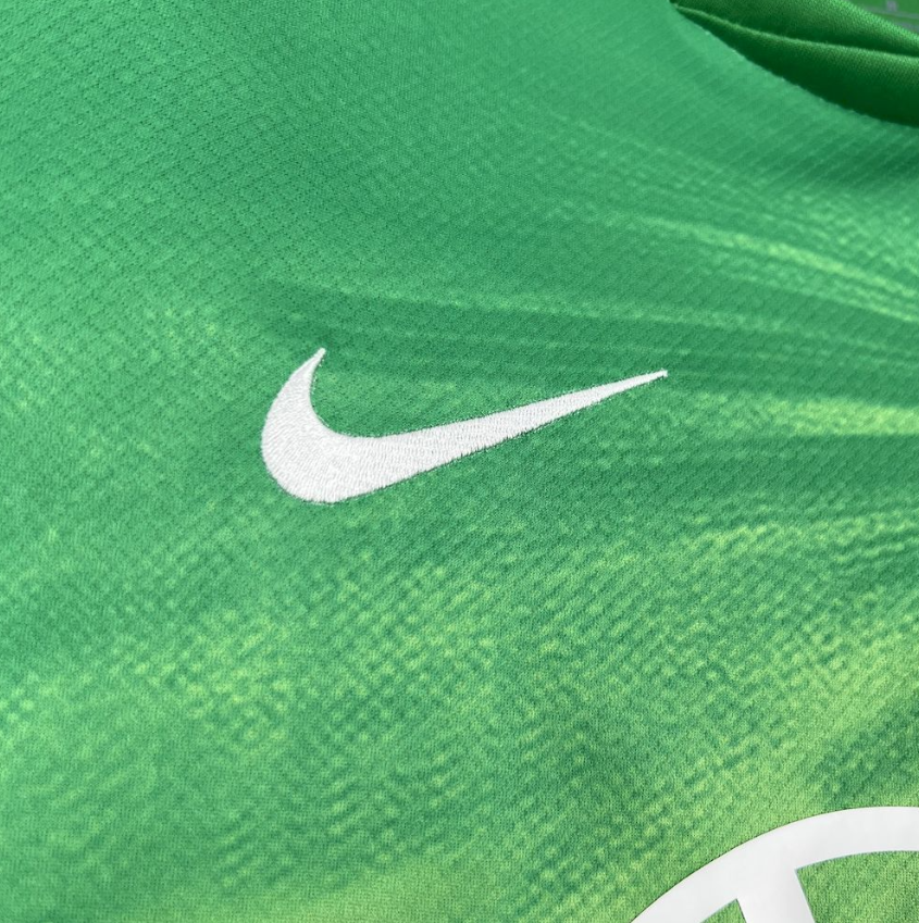2025/2026 VfL Wolfsburg Home Football Shirt 1:1