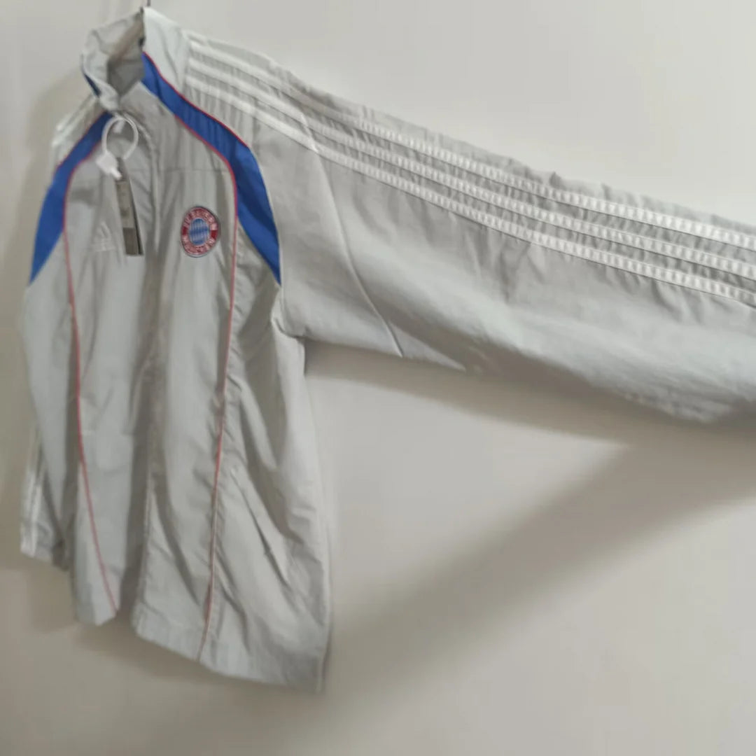 2025 Bayern Munich Trench Coat Football Jersey 1:1