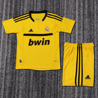 2011-2012 Retro Real Madrid Goalkeeper Football Shirt 1:1 Kids Size