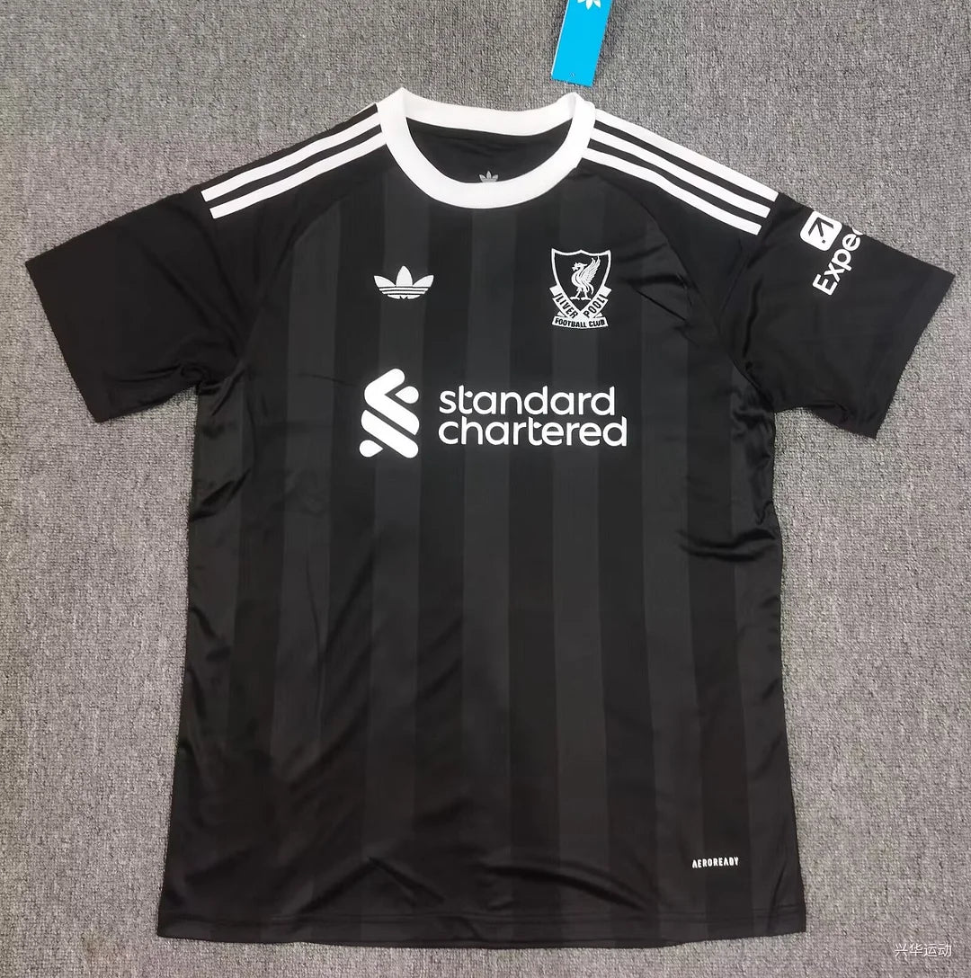 2025/2026 Liverpool Goalie Football Jersey 1:1