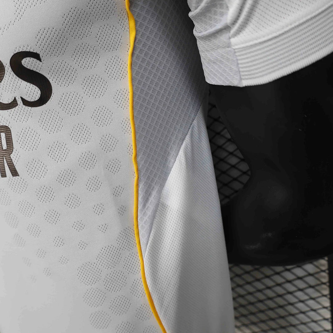 2025/2026 Player Version Real Madrid Home Football Jersey 1:1