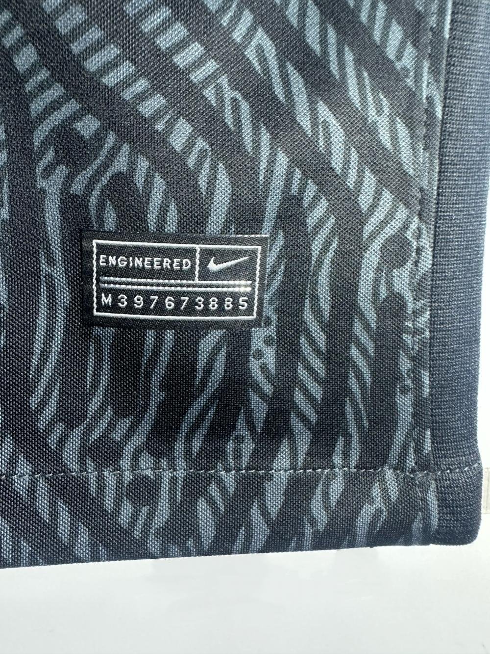 2020/2021 Retro Liverpool Goalkeeper Football Shirt 1:1