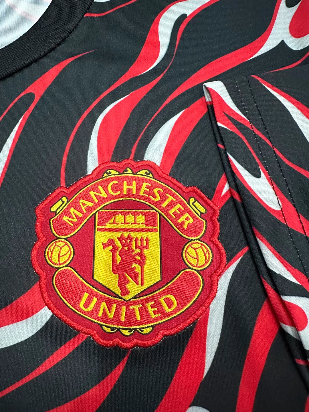 2025/2026 Manchester United Pre-match training 01 Football Jersey 1:1
