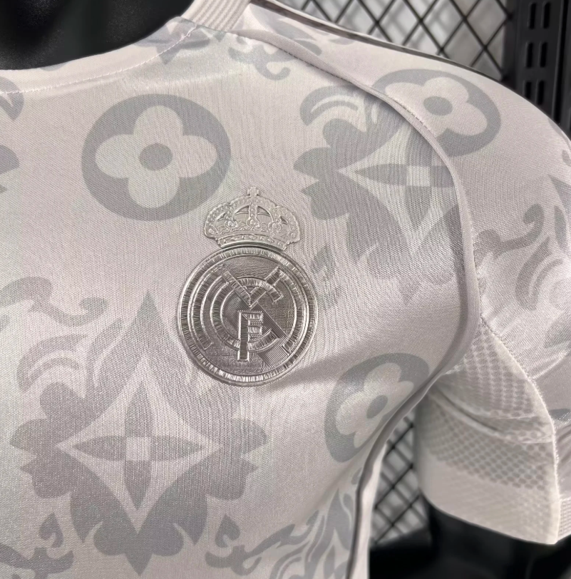 2025/2026 Player Version Real Madrid Special Edition 52 Football Jersey 1:1