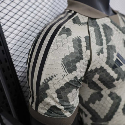 2025/2026 Player Version Bayern Munich Snake Year Special Edition Football Jersey 1:1