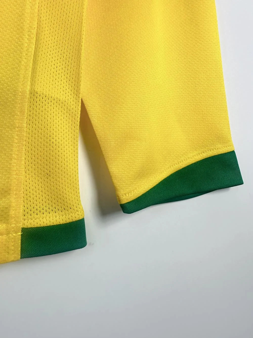 2006 Retro Long Sleeve Brazil Home Soccer Jersey 1:1