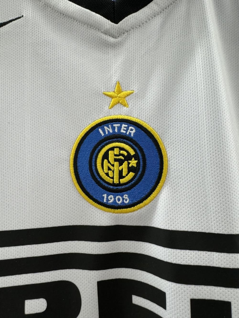 2004/2005 Retro Inter Milan Away Football Jersey 1:1