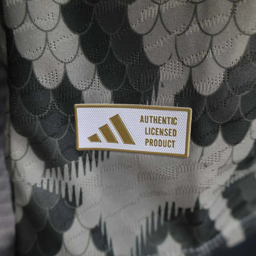 2025/2026 Player Version Bayern Munich Snake Year Special Edition Football Jersey 1:1