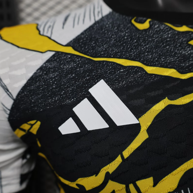 2025/2026 Player Version Real Madrid Collaboration With Marvel Football Shirt 1:1