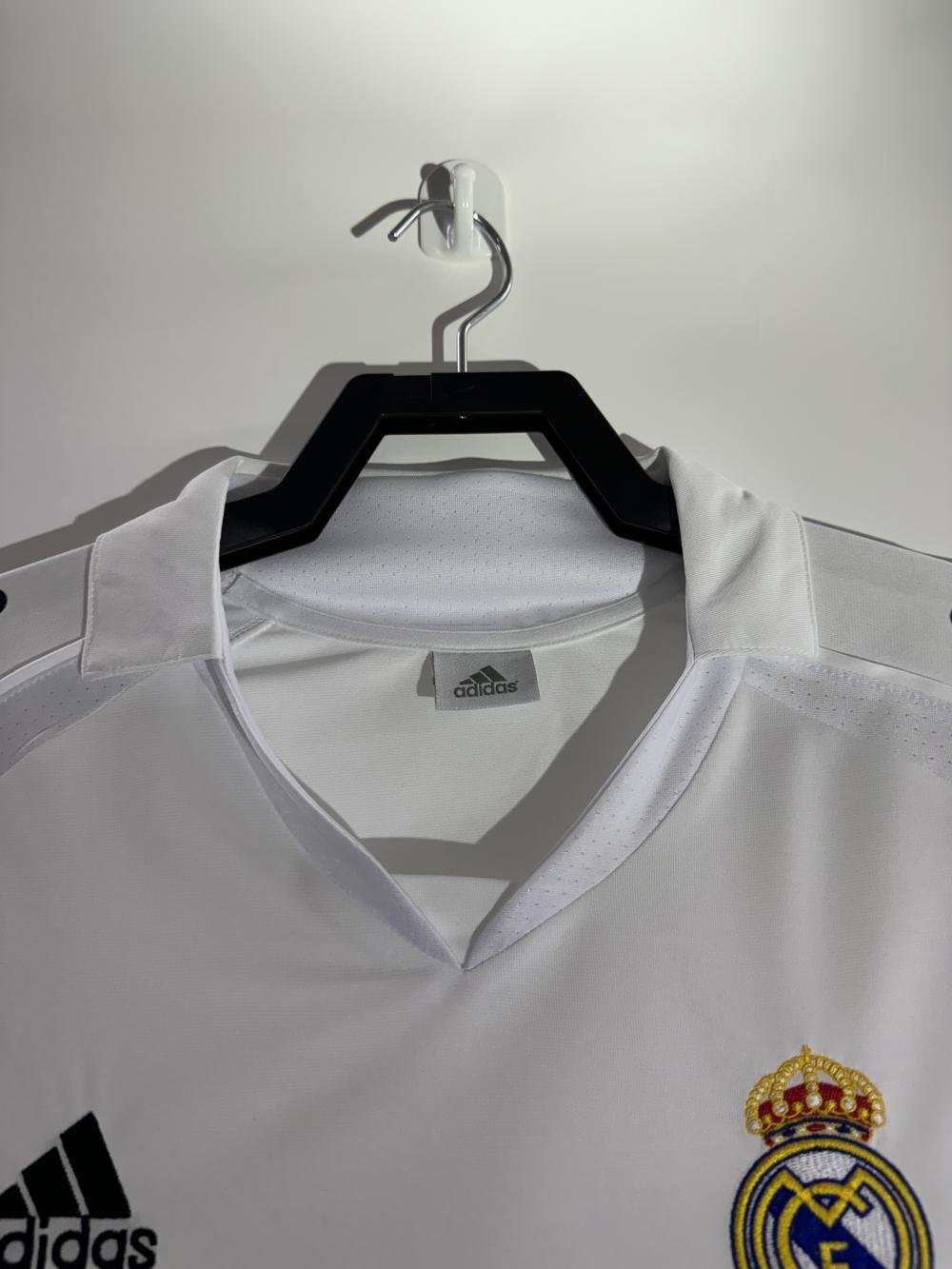 2005/2006 Retro Long Sleeve Real Madrid Home Soccer Jersey 1:1