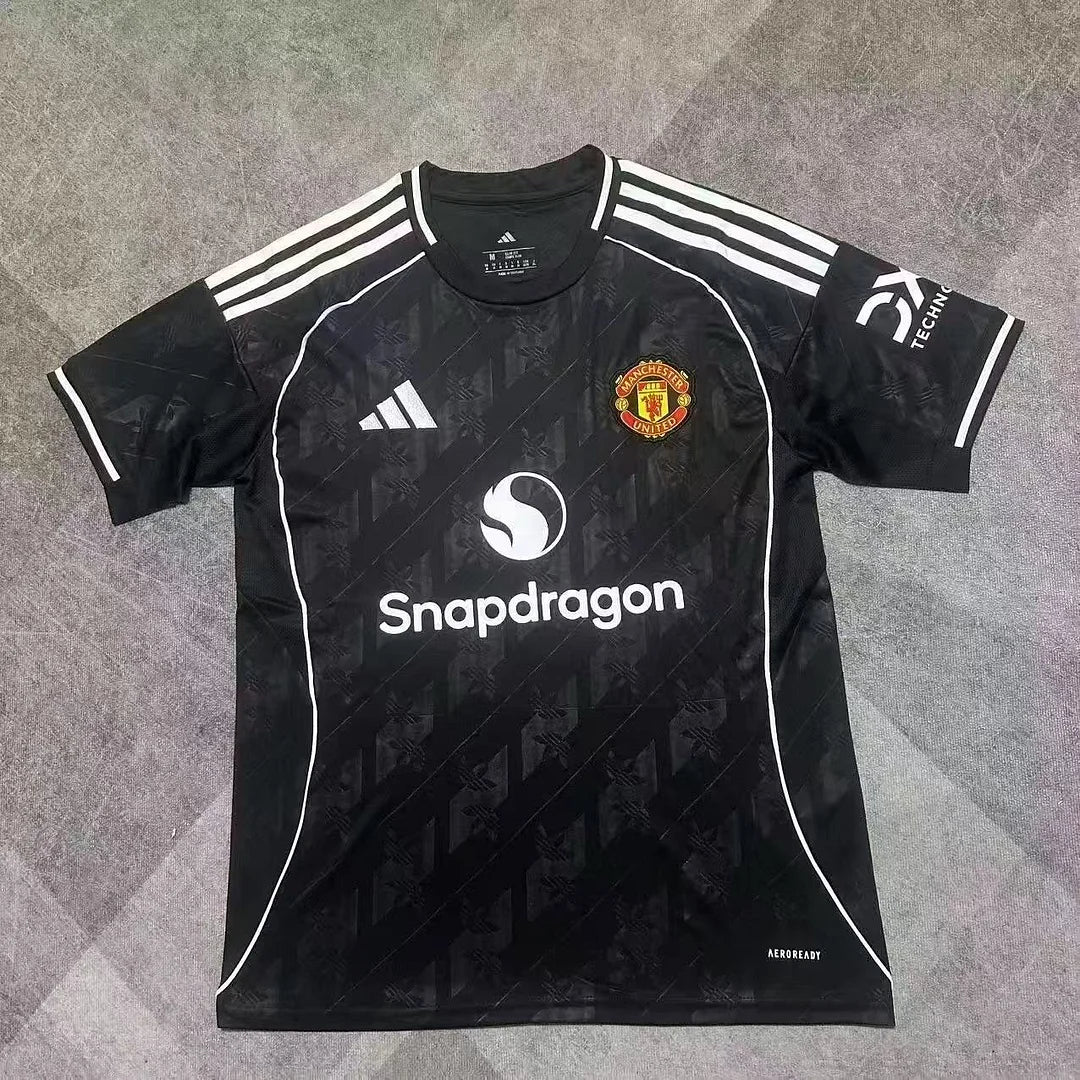 2025/2026 Manchester United Special Edition Black And White Football Jersey 1:1