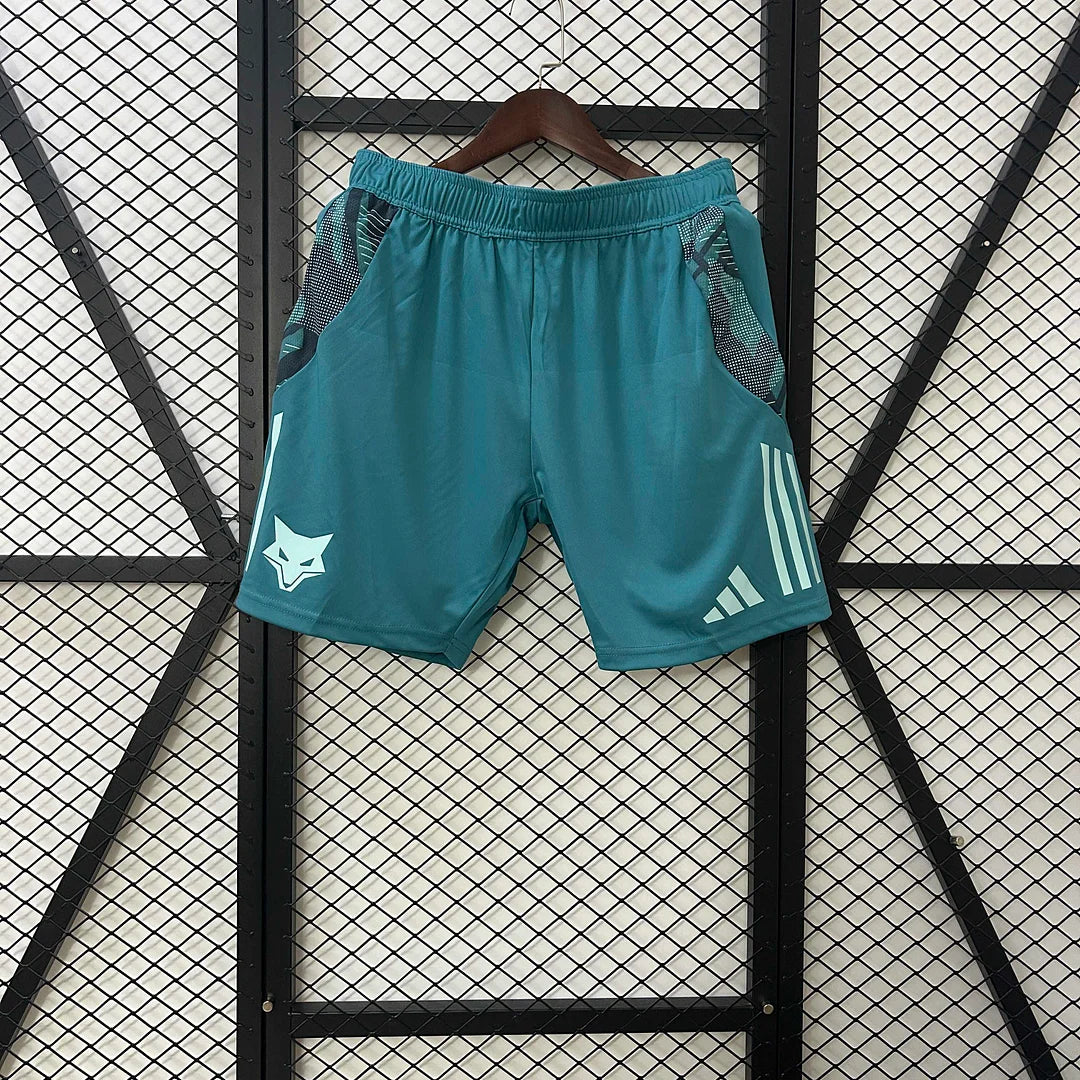 2025/2026 Wolverhampton Wanderers Away Shorts 1:1
