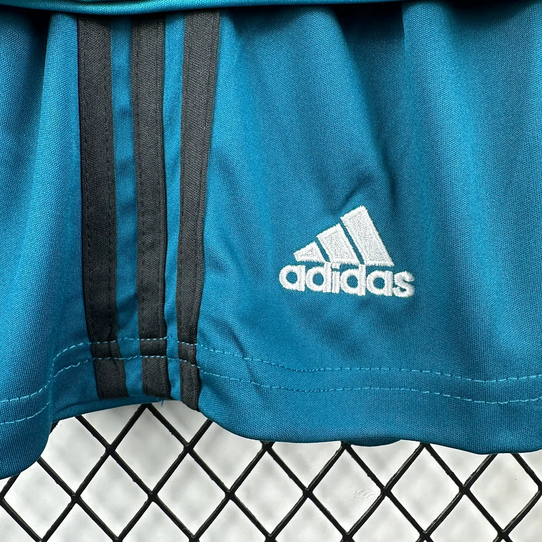 2017/2018 Retro Long Sleeve Real Madrid Third Away Football Shirt 1:1 Kids Size