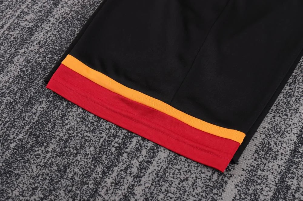 2005-2006 Retro Roma Home Soccer Jersey 1:1 Kids Size