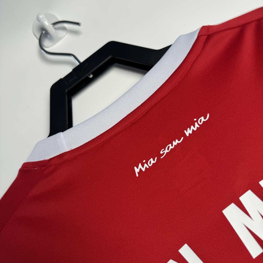 2017/2018 Retro Bayern Munich Home Football Jersey 1:1