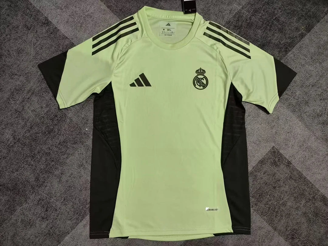 2025/2026 Real Madrid Goalkeeper light green Football Shirt 1:1