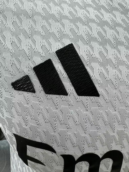 2024/2025 Player Version Real Madrid Home Long Sleeve Jersey 1:1