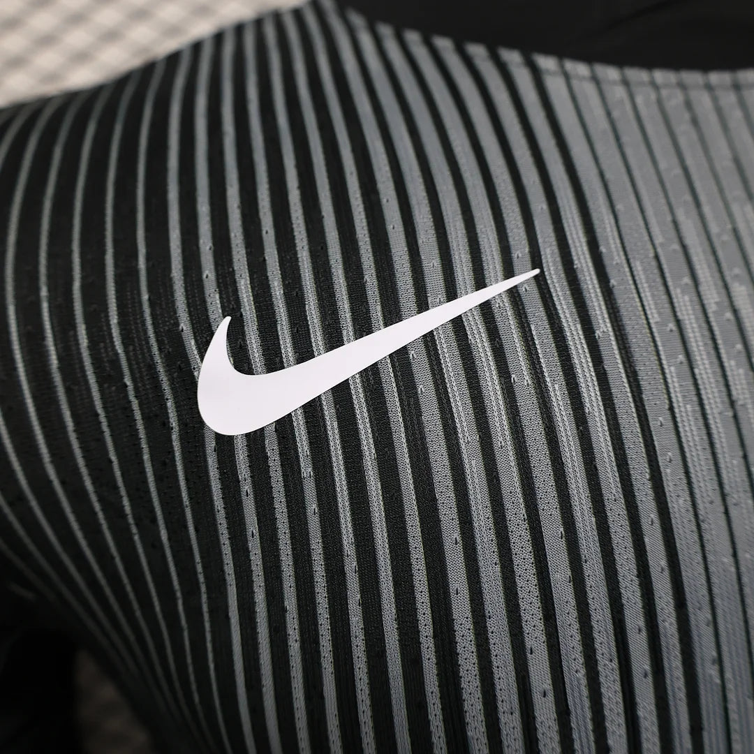 2025/2026 Player Version PSG Paris Saint-Germain Goalkeeper Football Jersey 1:1