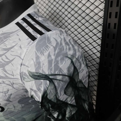 2025/2026 Player Version Real Madrid Charizard Football Jersey 1:1