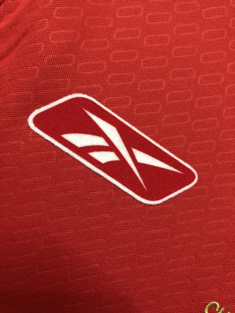 2004/2005 Retro Liverpool Home Football Jersey 1:1