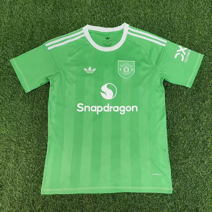2025/2026 Manchester United Goalie Green Football Jersey 1:1