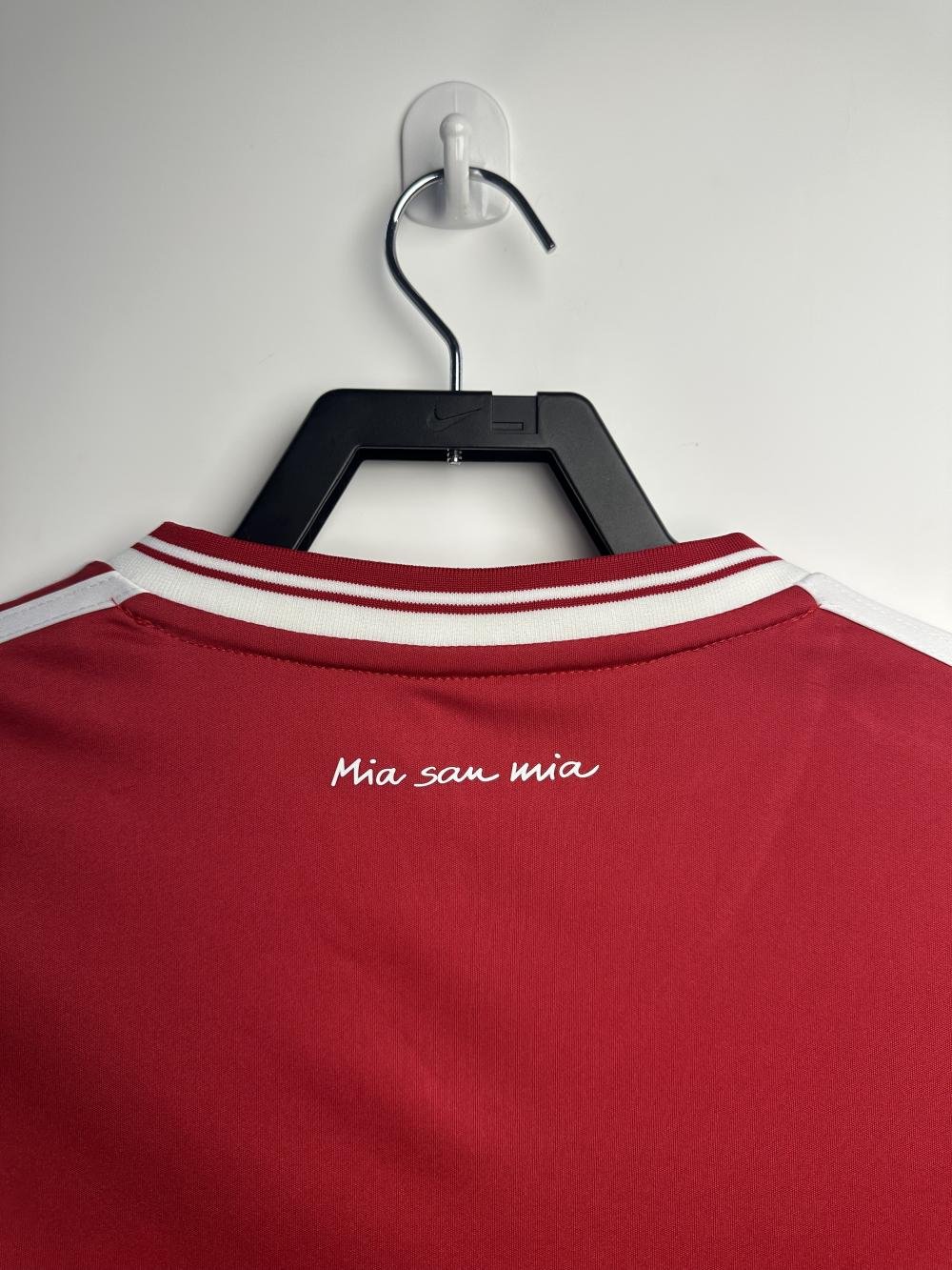 2013/2014 Retro Bayern Munich Home Football Jersey 1:1