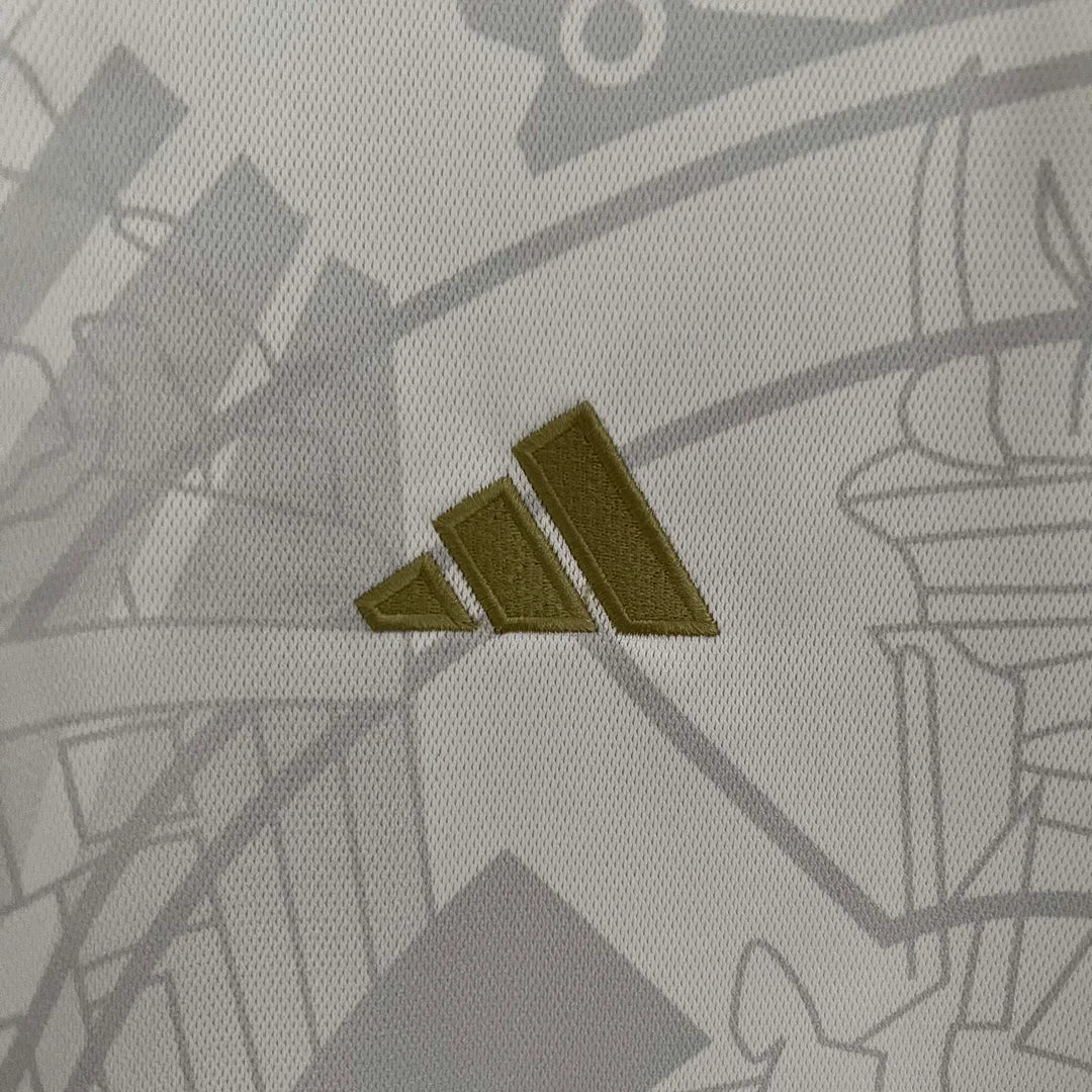 2023/2024 Real Madrid Golden white dragon Special Edition Football Shirt1:1