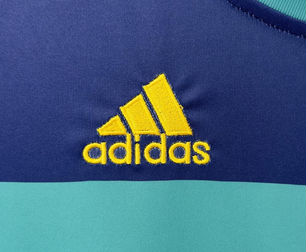 2010 Retro Spain Goalkeeper Soccer Shirt 1:1