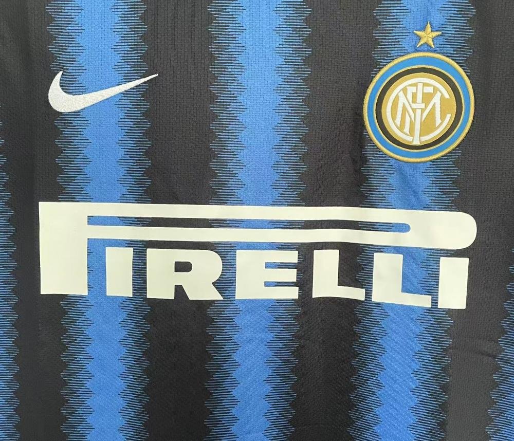 2010/2011 Retro Internazionale Milan Home Football Jersey 1:1